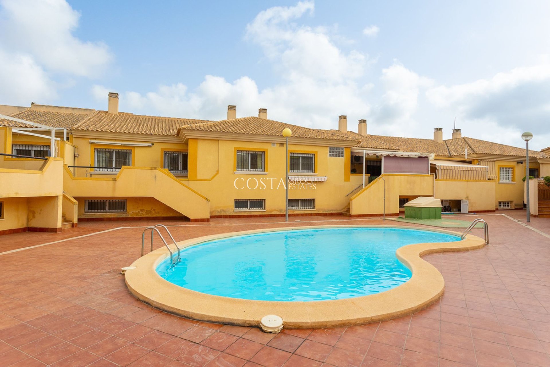 Resale - House -
Murcia - La Puebla