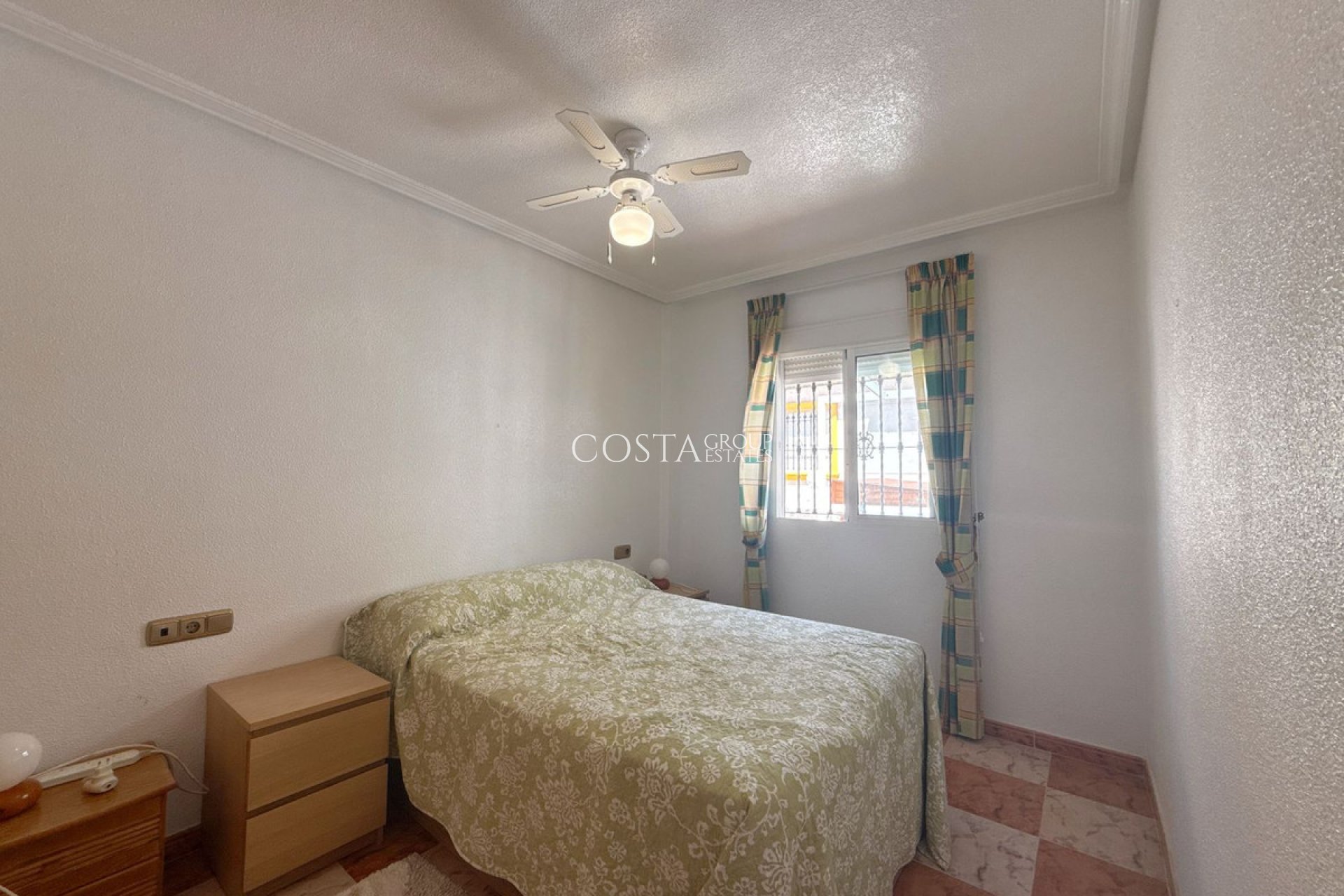 Resale - House -
Orihuela - Cabo Roig