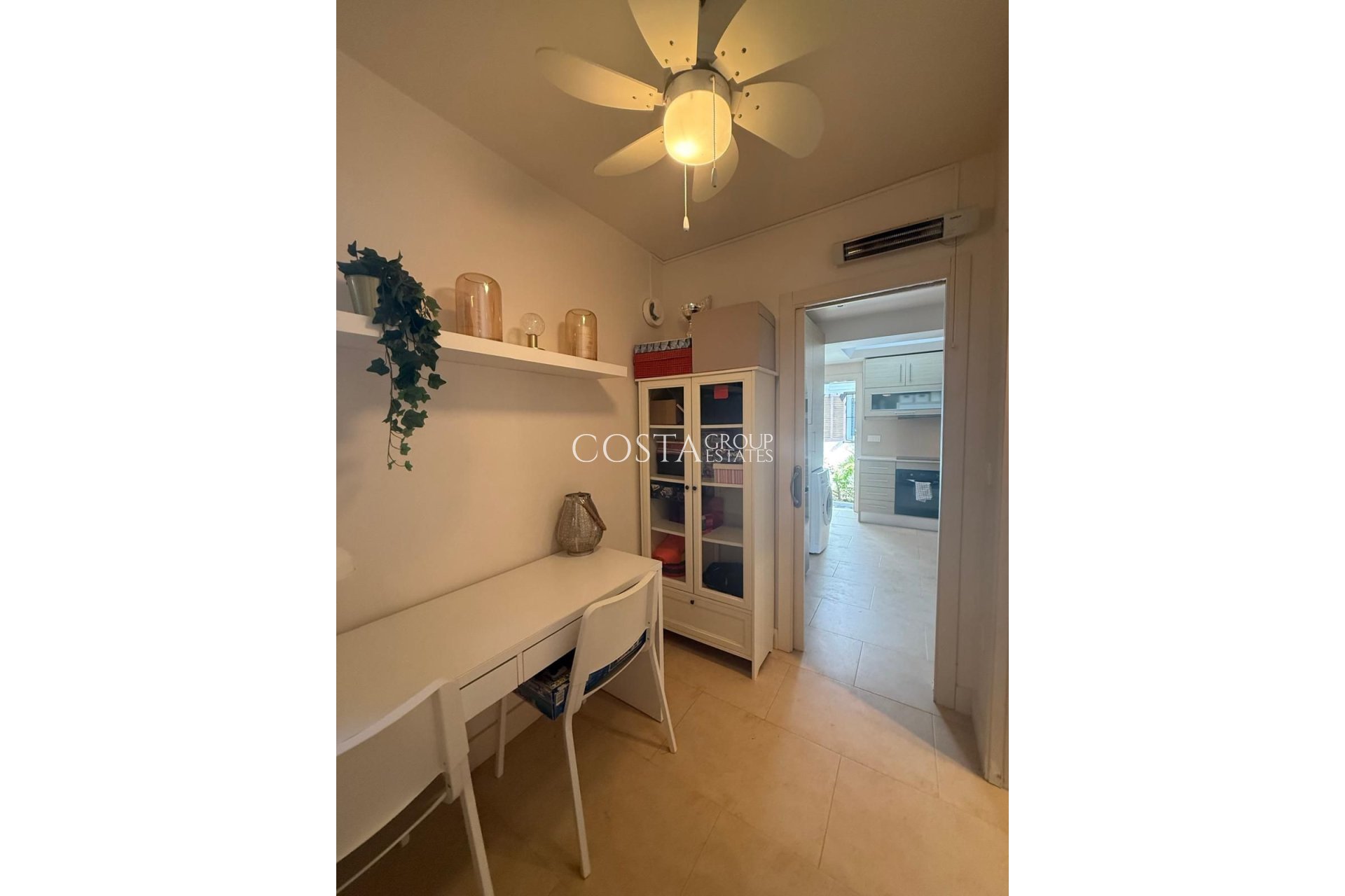 Resale - House -
Orihuela Costa - Cabo Roig