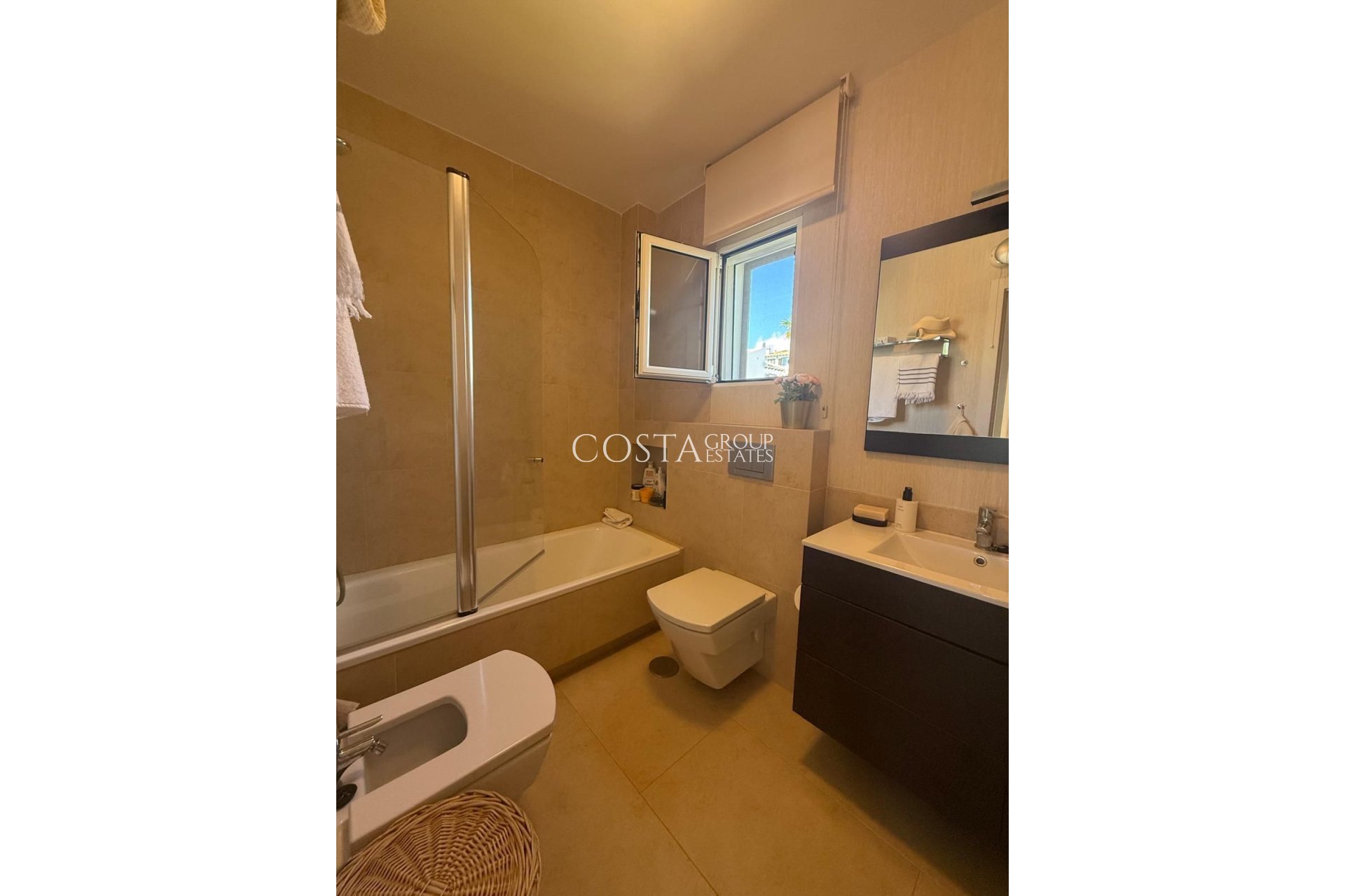 Resale - House -
Orihuela Costa - Cabo Roig