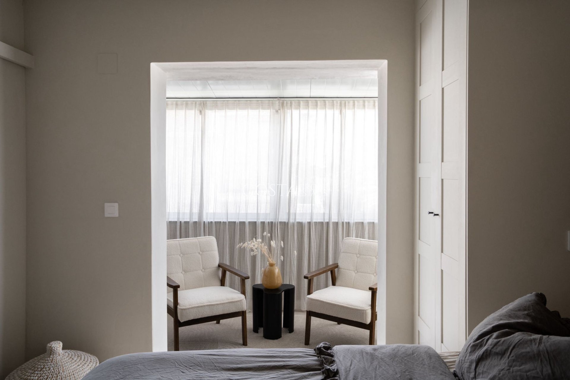 Resale - House -
Orihuela Costa - La Florida