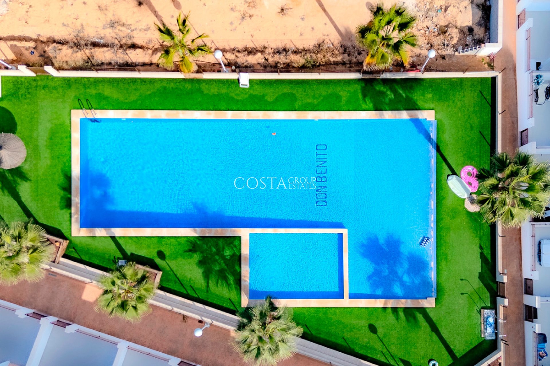 Resale - House -
Orihuela Costa - Los Balcones