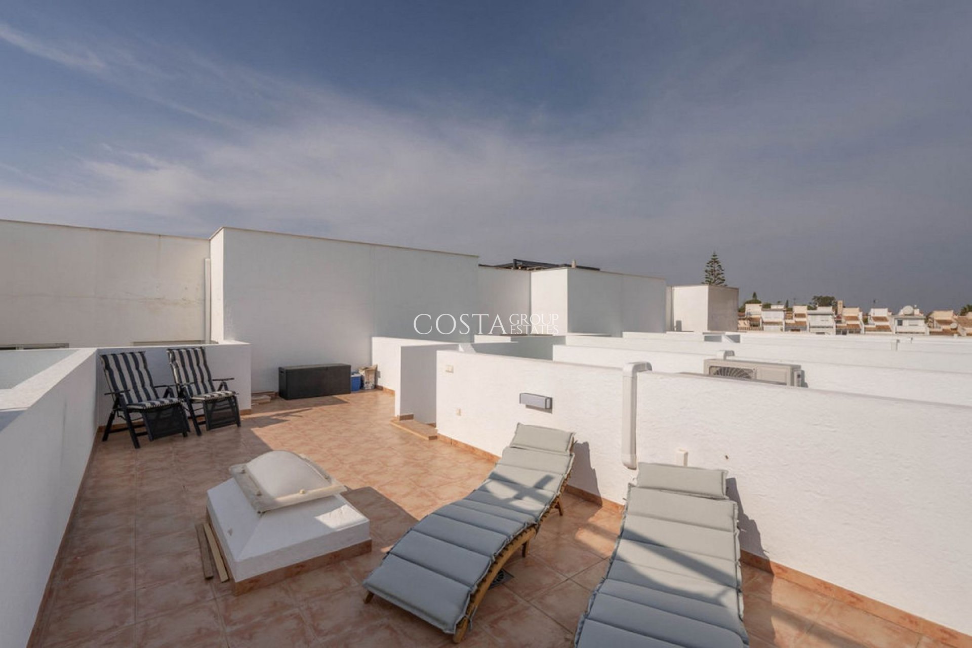 Resale - House -
Orihuela Costa - Los Balcones