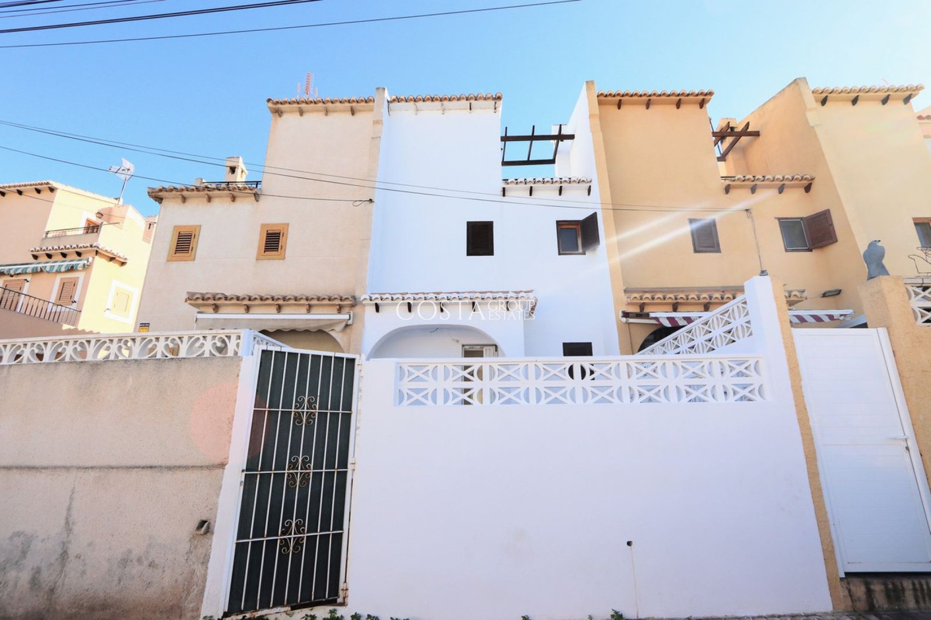 Resale - House -
Orihuela Costa - Los Balcones