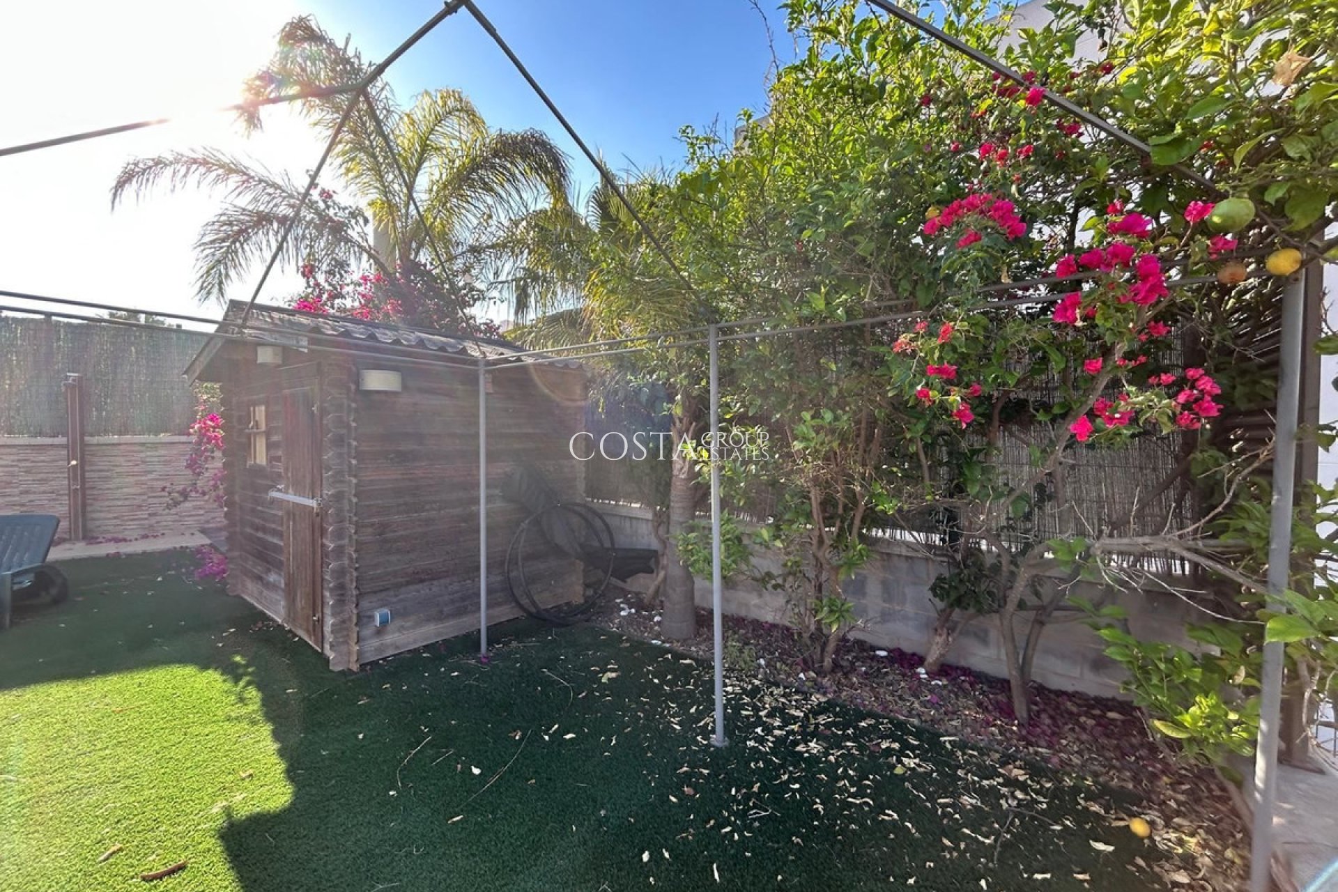 Resale - House -
Orihuela Costa - Mil Palmeras