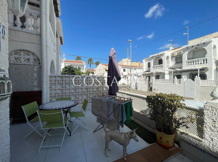 Resale - House -
Orihuela Costa - Mil Palmeras