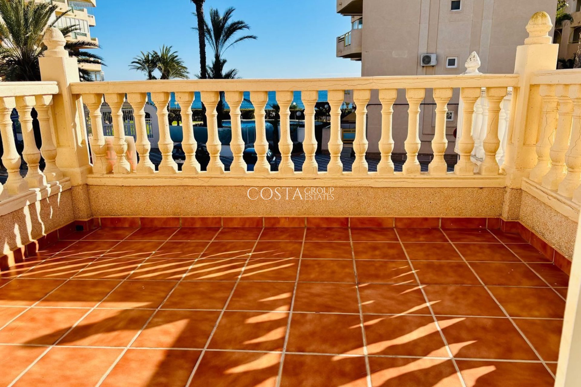 Resale - House -
Orihuela Costa - Mil Palmeras