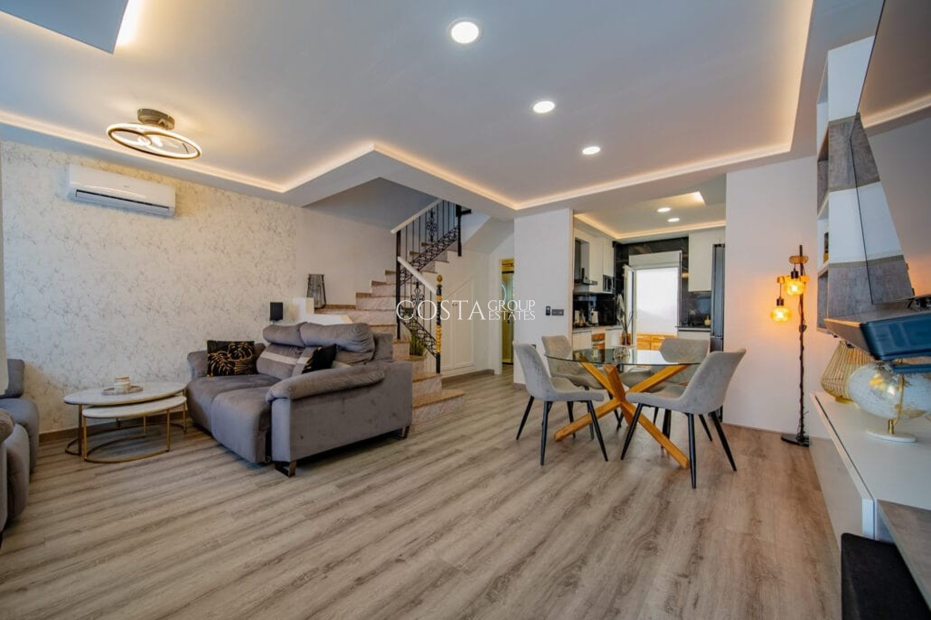 Resale - House -
Orihuela Costa - PAU 26