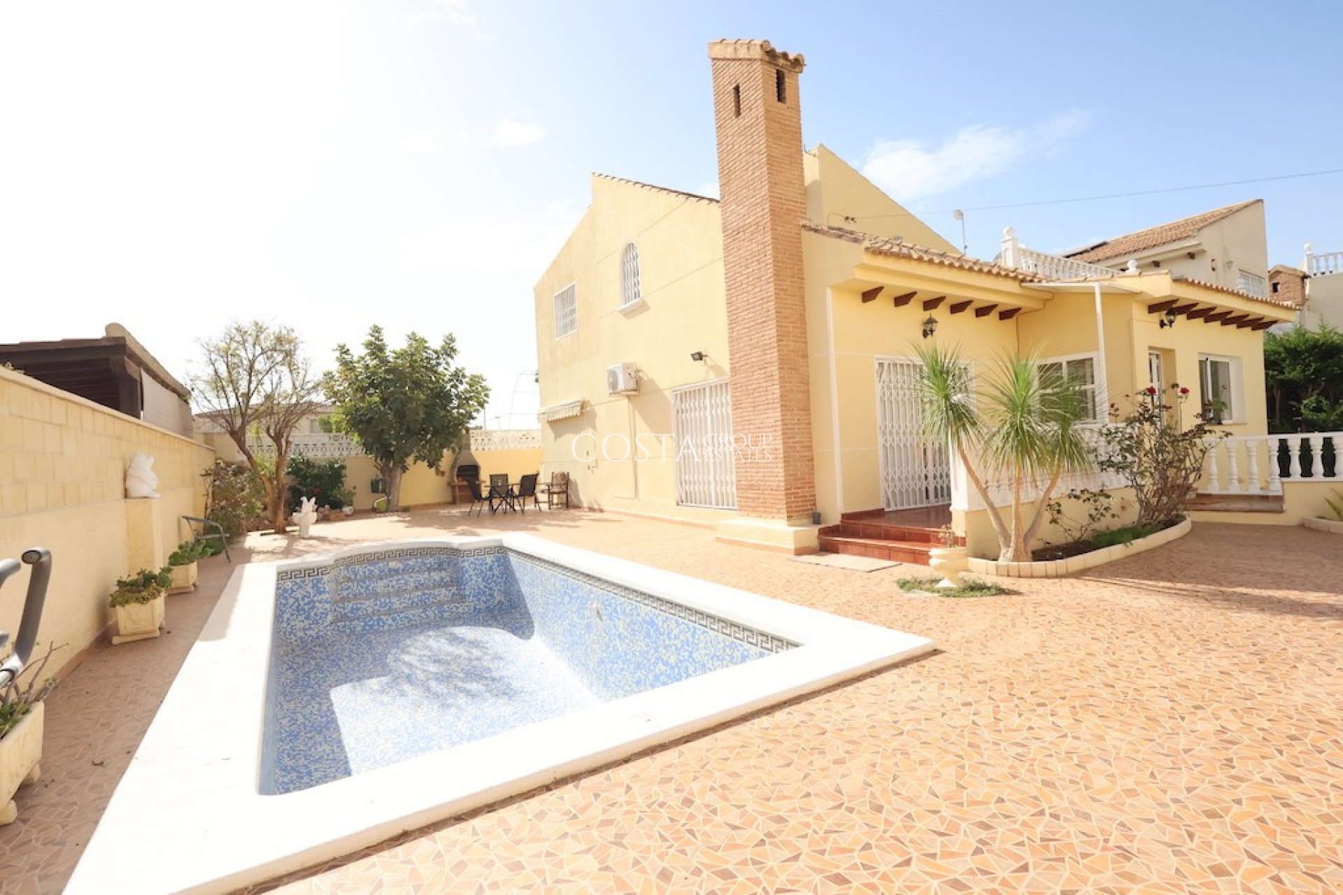 Resale - House -
Orihuela Costa - Playa Flamenca