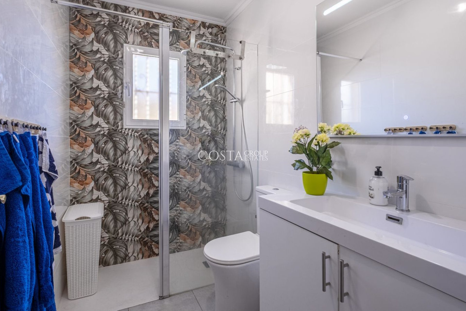 Resale - House -
Orihuela Costa - Playa Flamenca