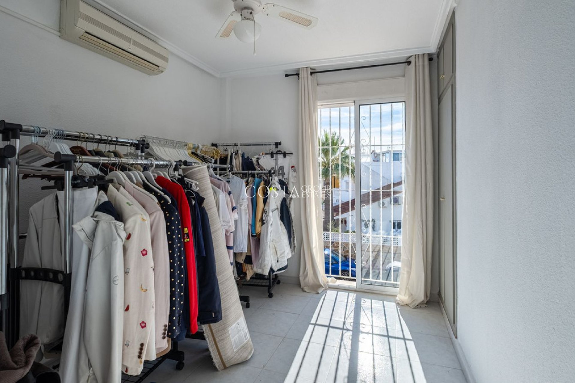 Resale - House -
Orihuela Costa - Playa Flamenca