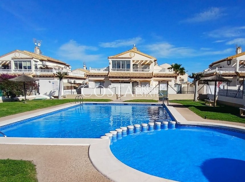 Resale - House -
Orihuela Costa - Punta Prima