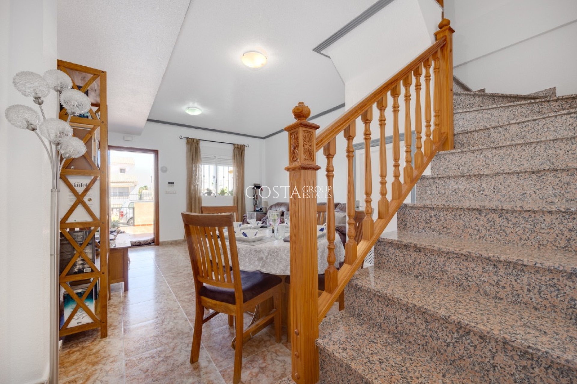 Resale - House -
Orihuela Costa - Punta Prima