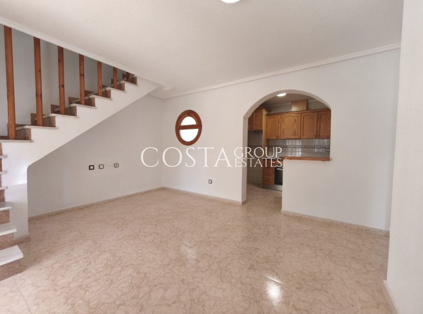 Resale - House -
Orihuela Costa - Punta Prima