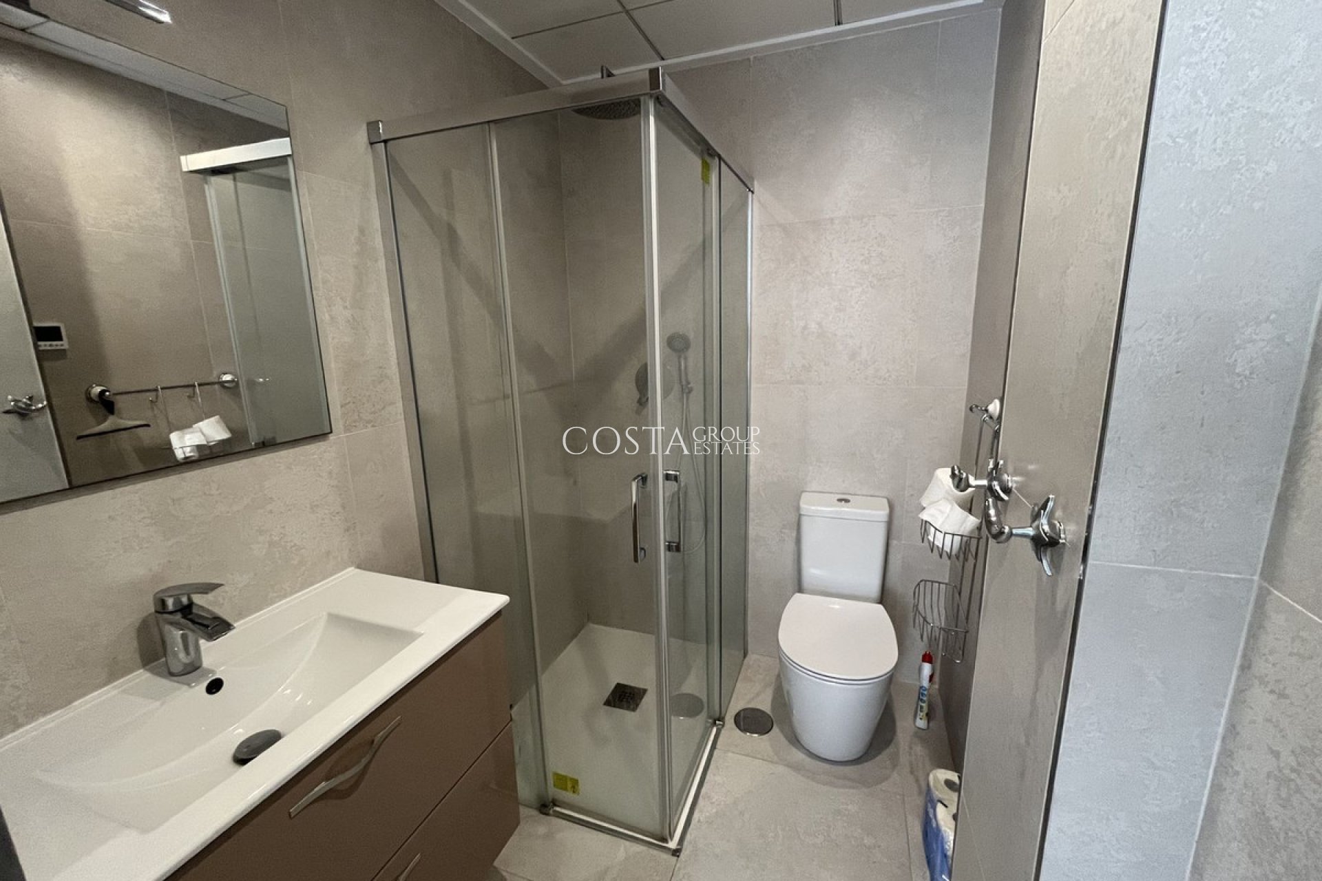 Resale - House -
Orihuela Costa - Villamartin