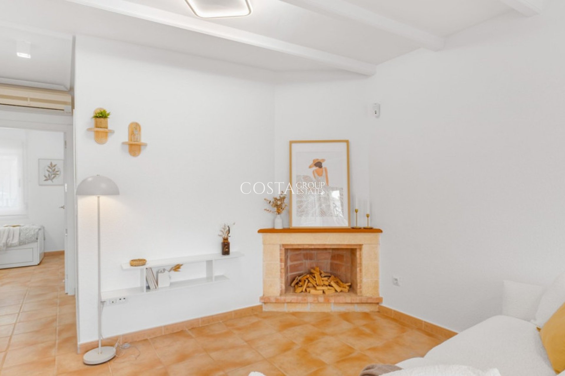 Resale - House -
Orihuela Costa - Villamartin