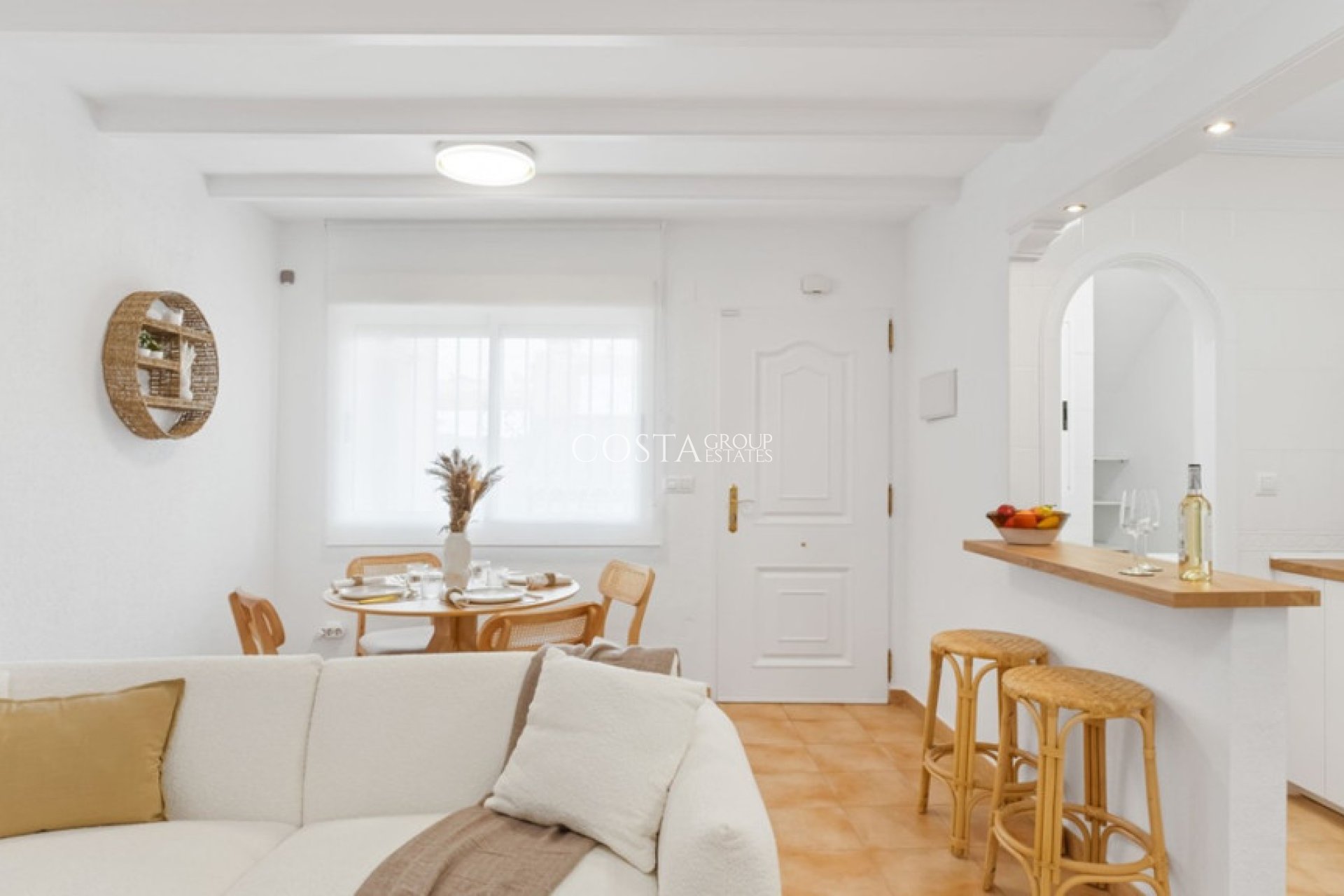 Resale - House -
Orihuela Costa - Villamartin