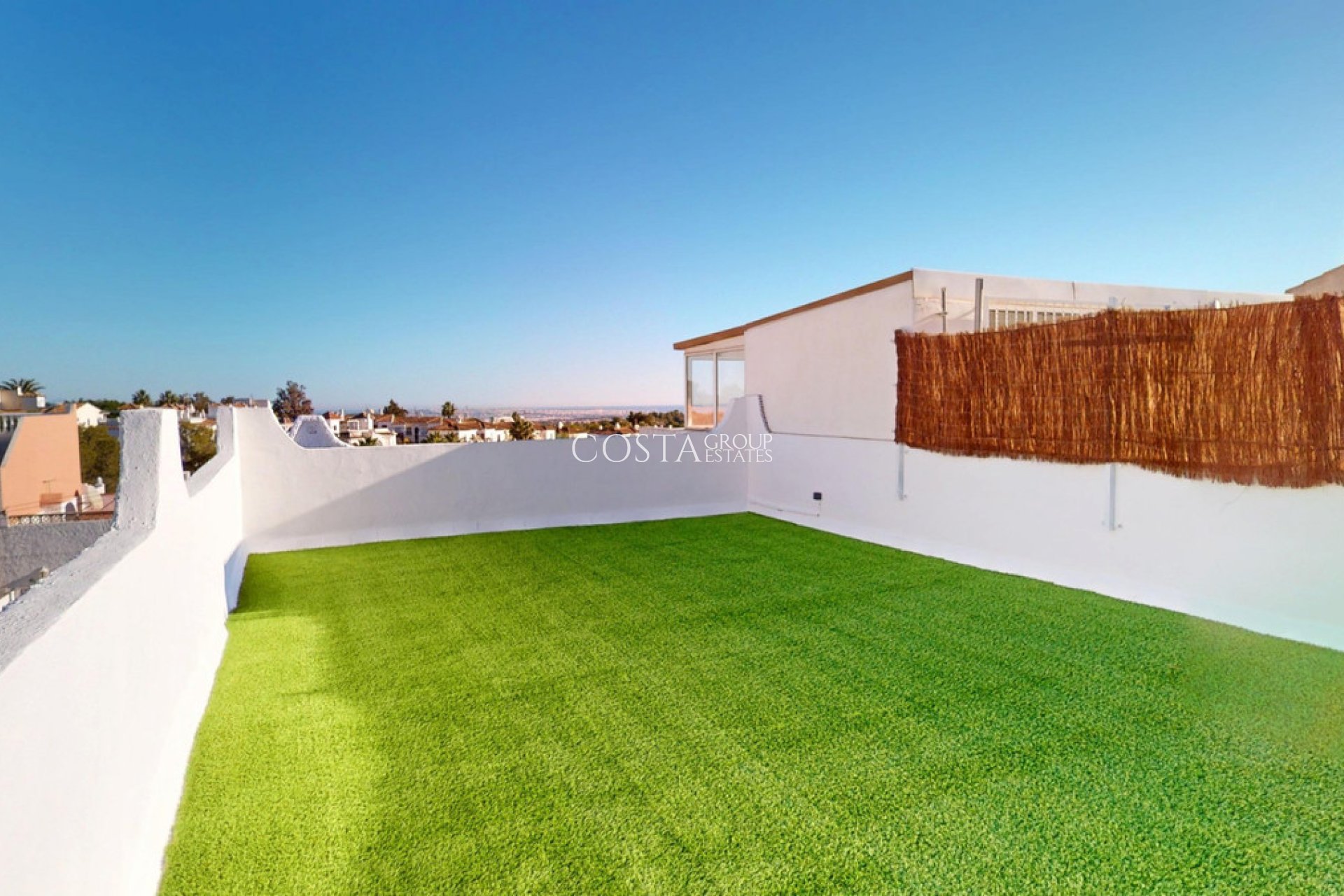Resale - House -
Orihuela Costa - Villamartin