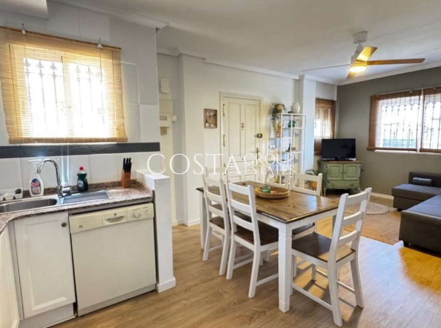 Resale - House -
Orihuela Costa - Villamartin