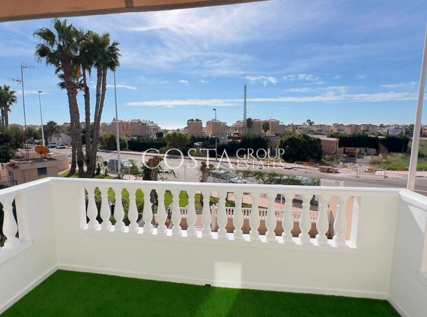 Resale - House -
Orihuela Costa