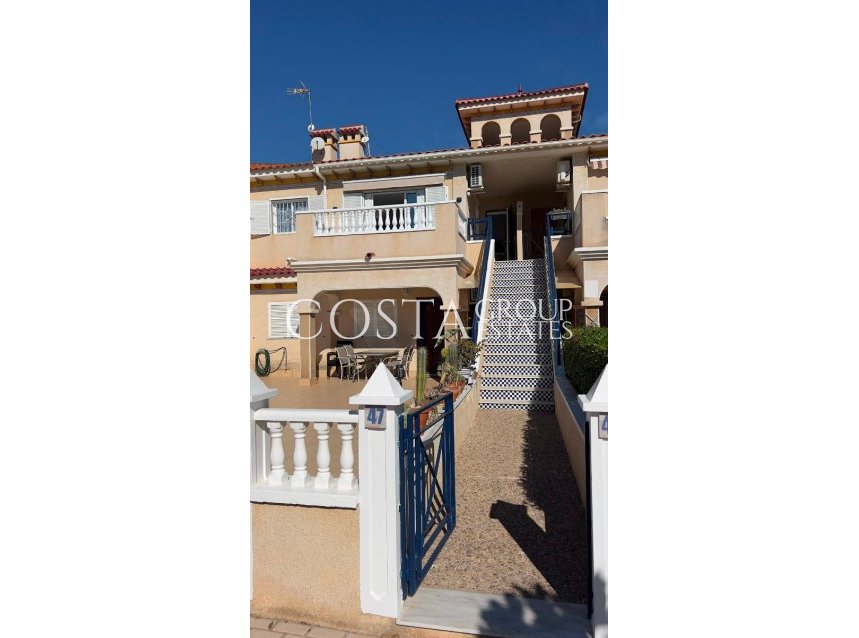 Resale - House -
Orihuela Costa