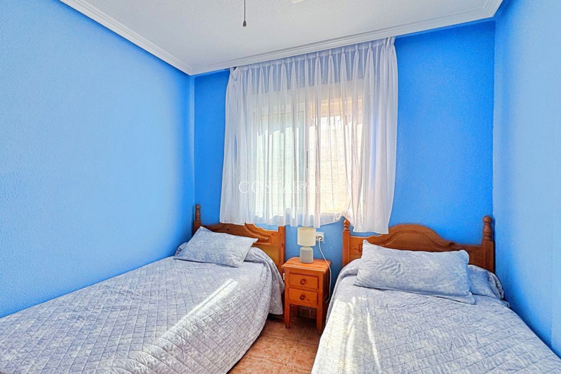 Resale - House -
Orihuela - La Campana