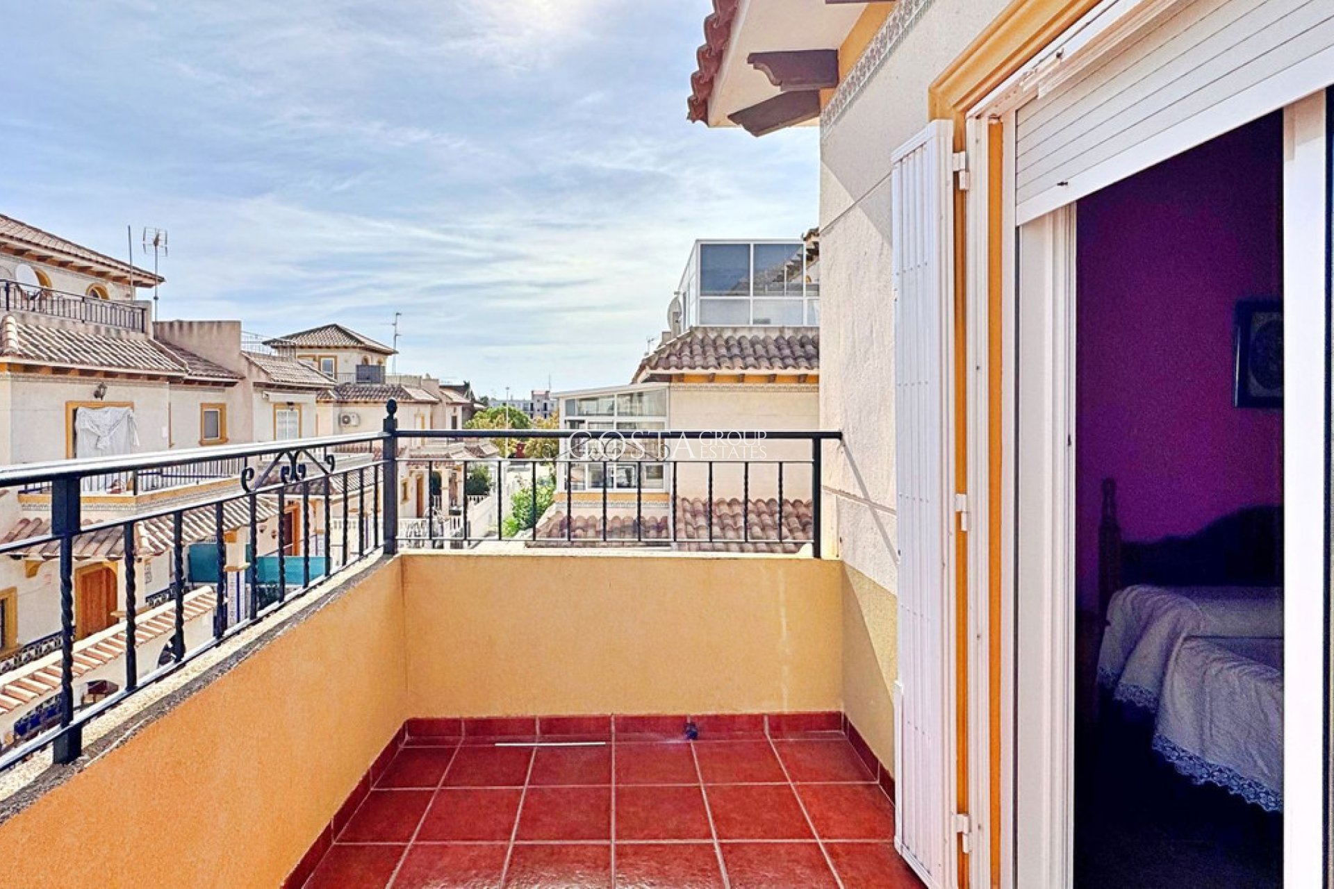 Resale - House -
Orihuela - La Campana