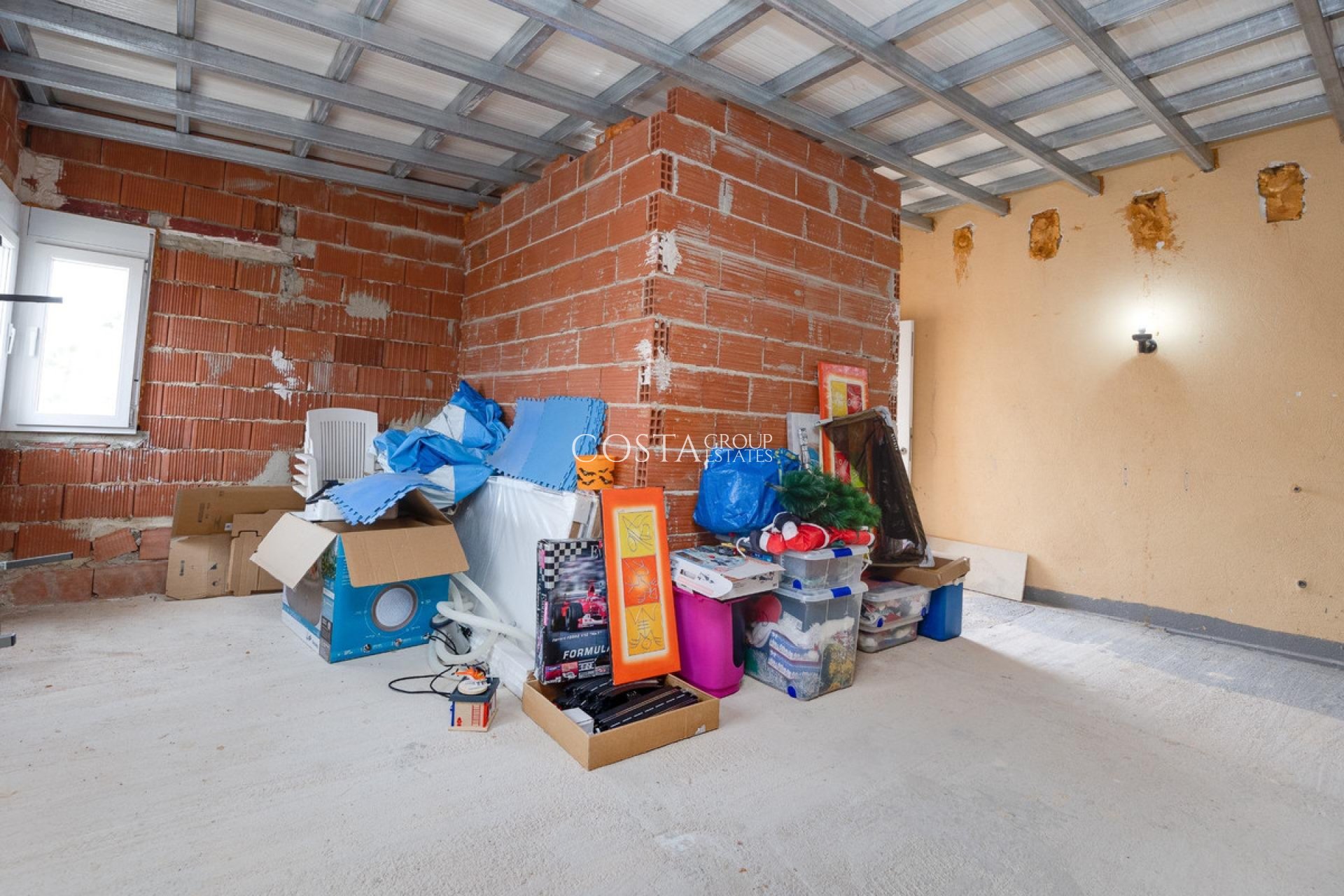Resale - House -
Orihuela - La Florida