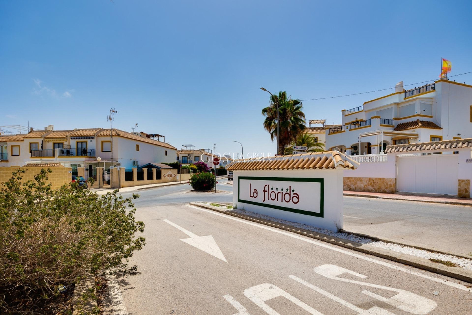 Resale - House -
Orihuela - La Florida