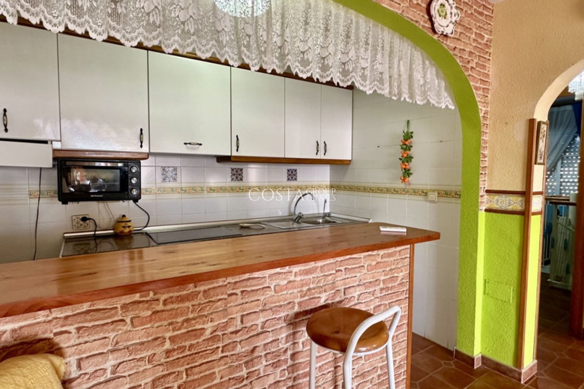 Resale - House -
Orihuela - Los Altos