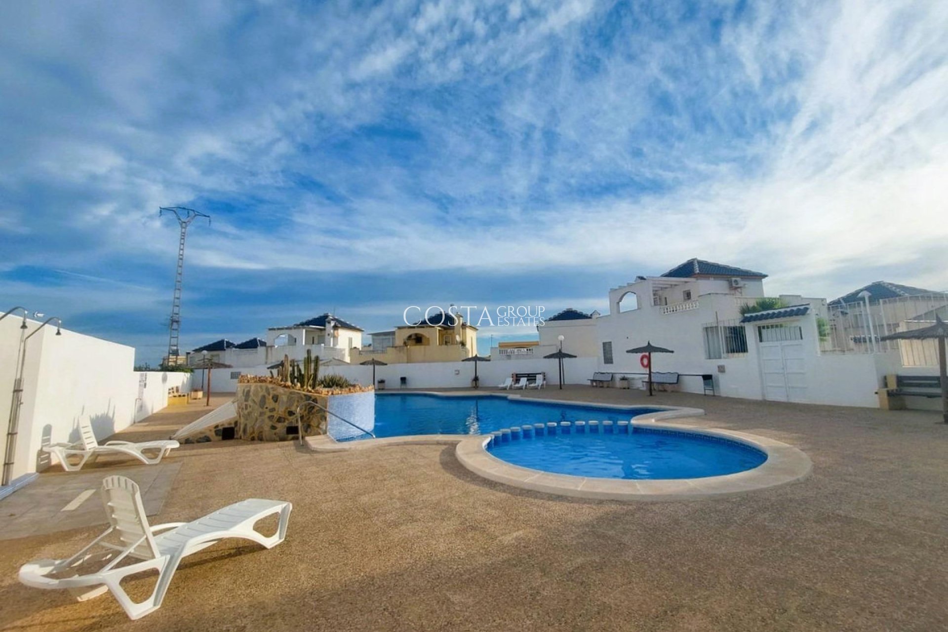 Resale - House -
Orihuela - Los Altos