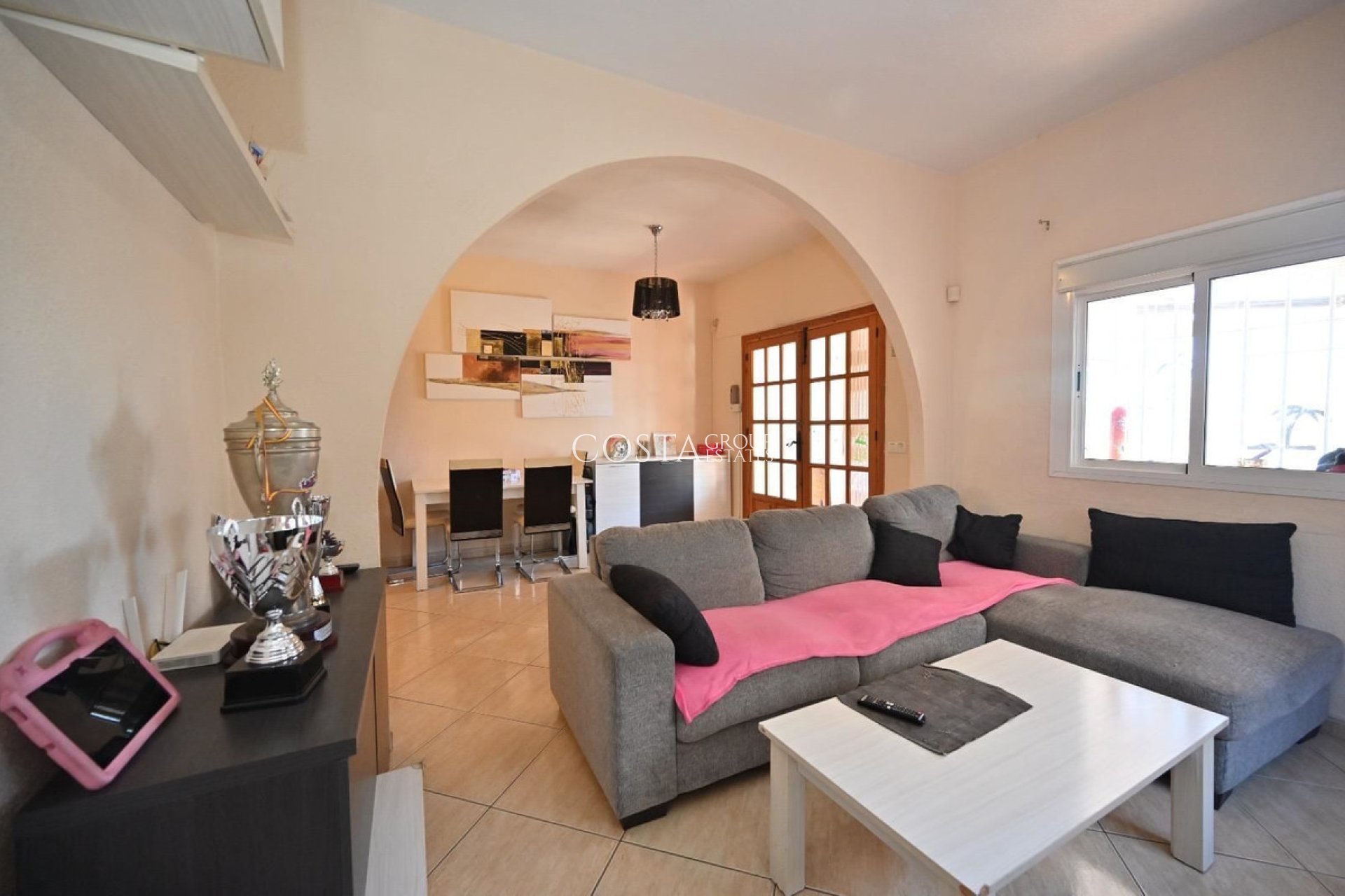 Resale - House -
Orihuela - Los Altos