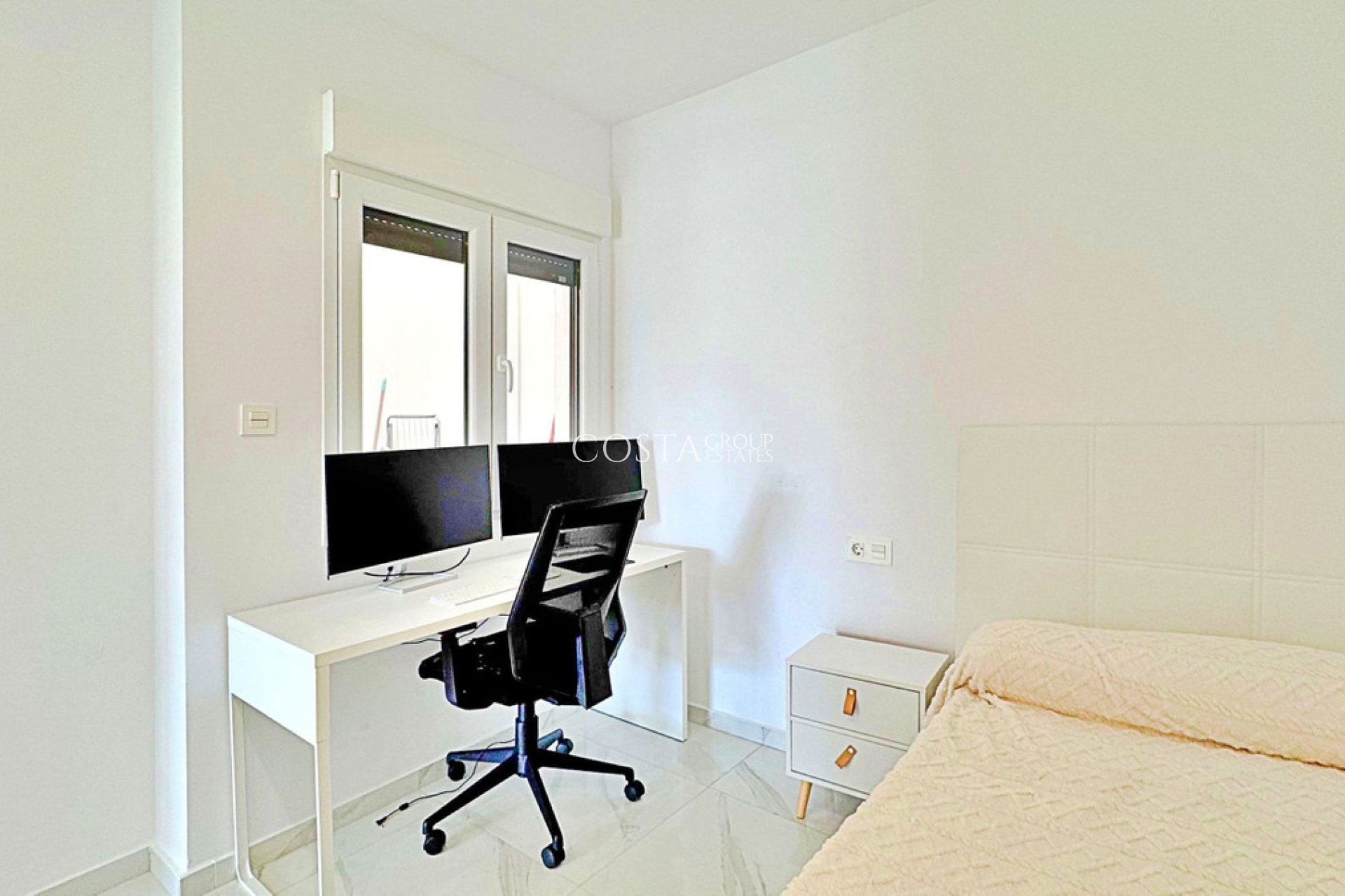 Resale - House -
Orihuela - Los Balcones