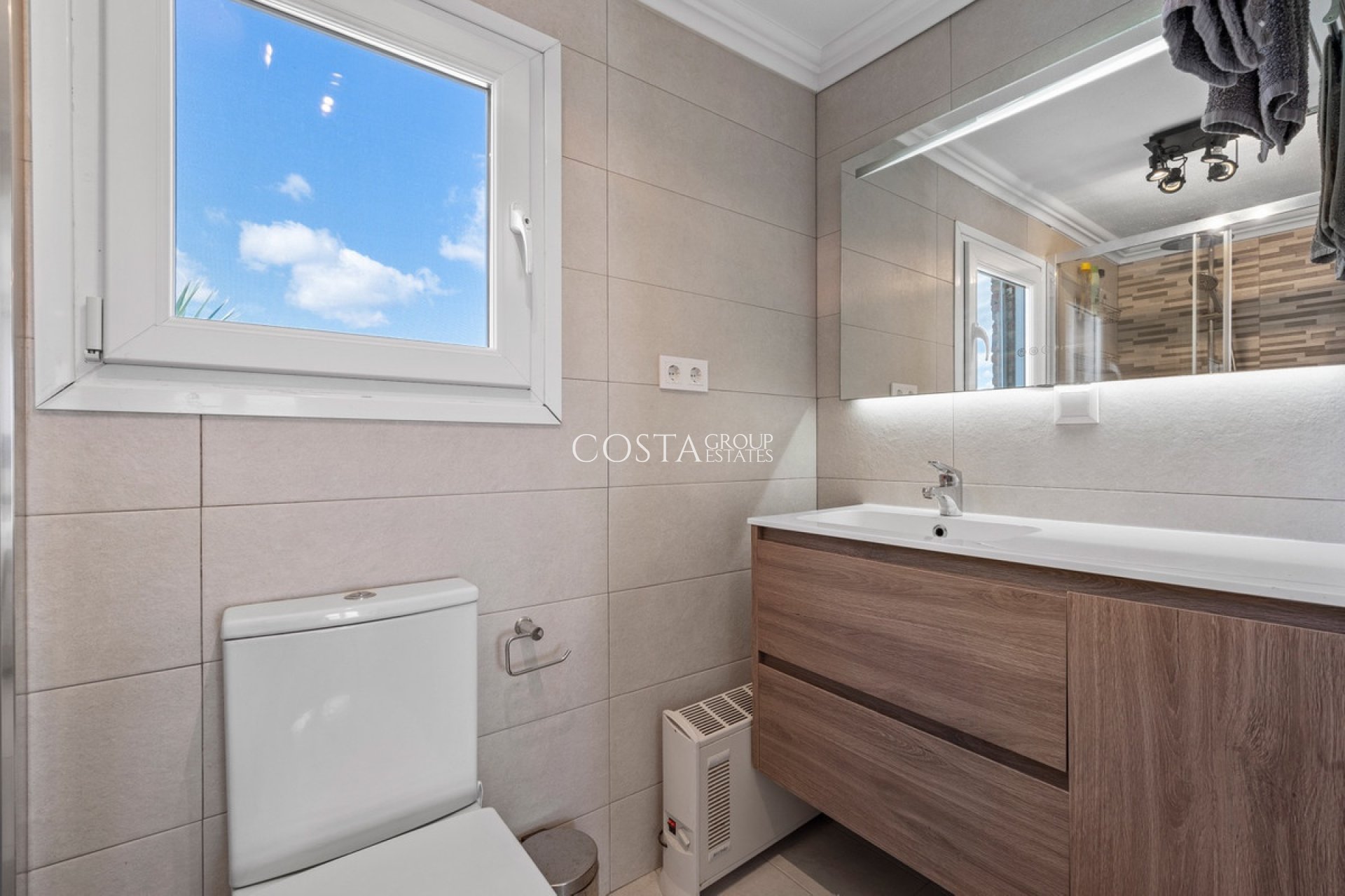 Resale - House -
Orihuela - Los Dolses