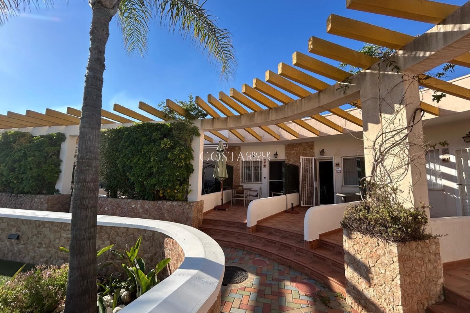 Resale - House -
Orihuela - Mil Palmeras