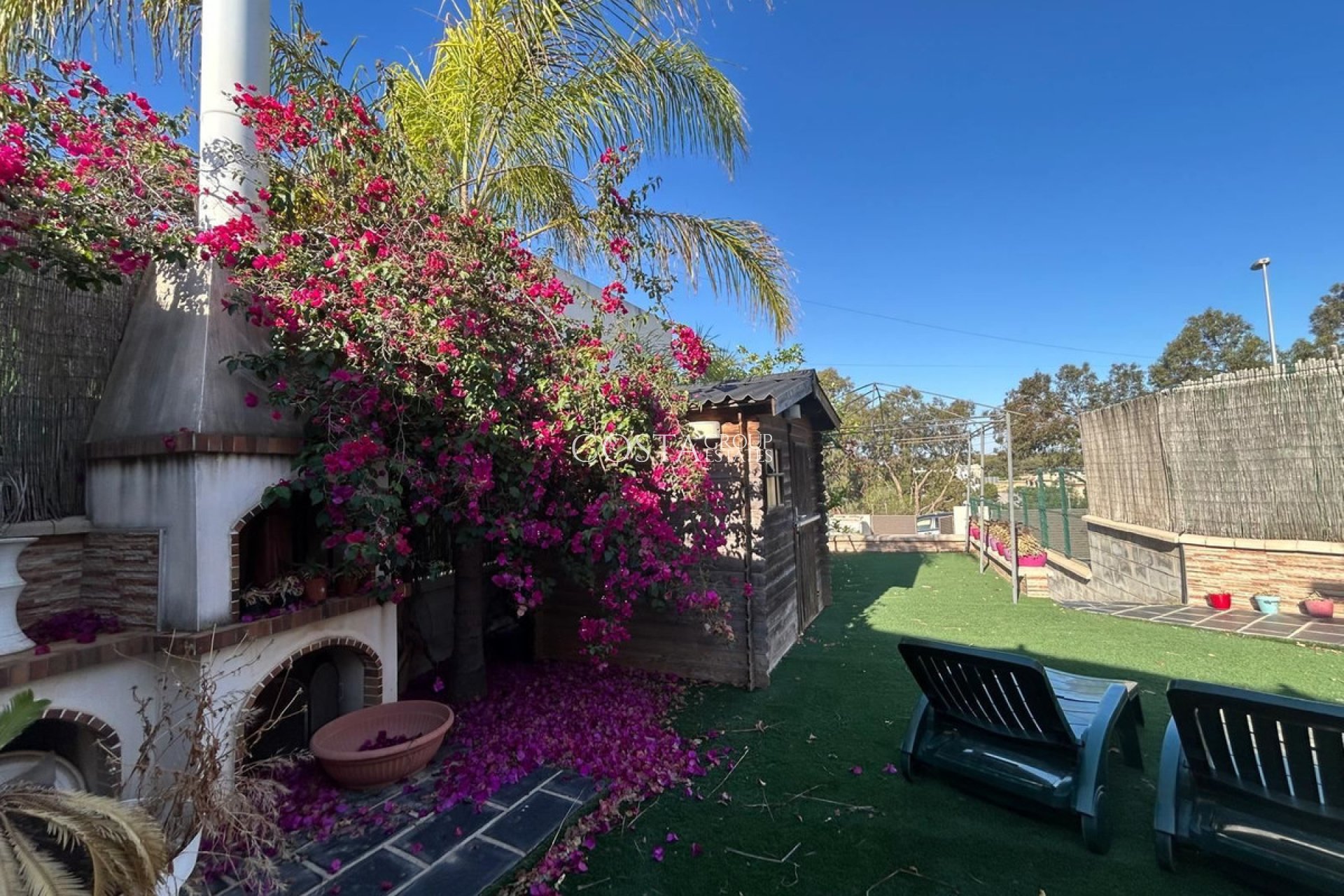 Resale - House -
Orihuela - Mil Palmeras