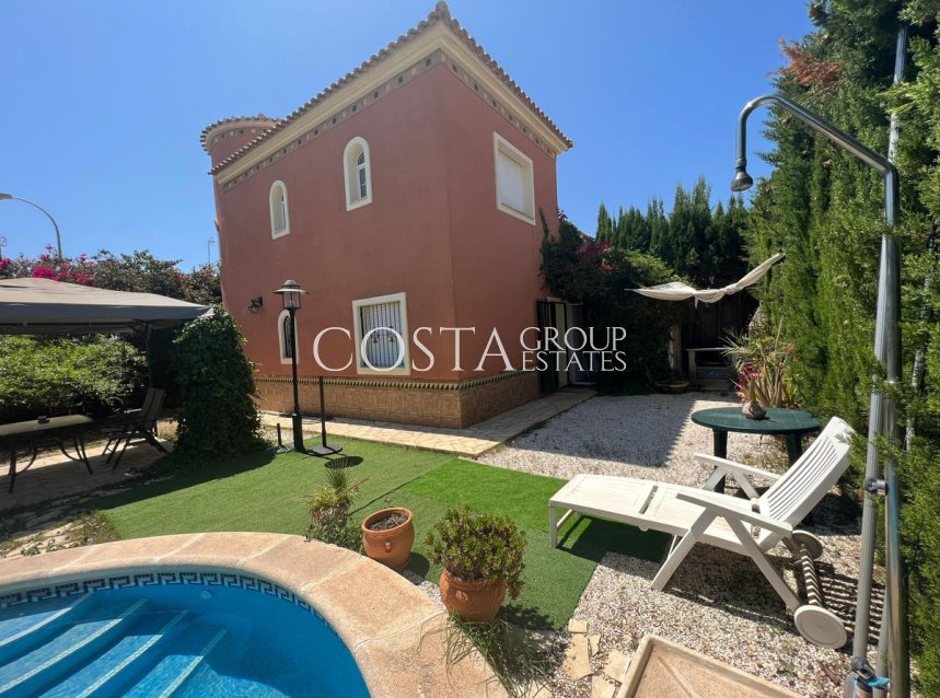 Resale - House -
Orihuela - Orihuela Costa