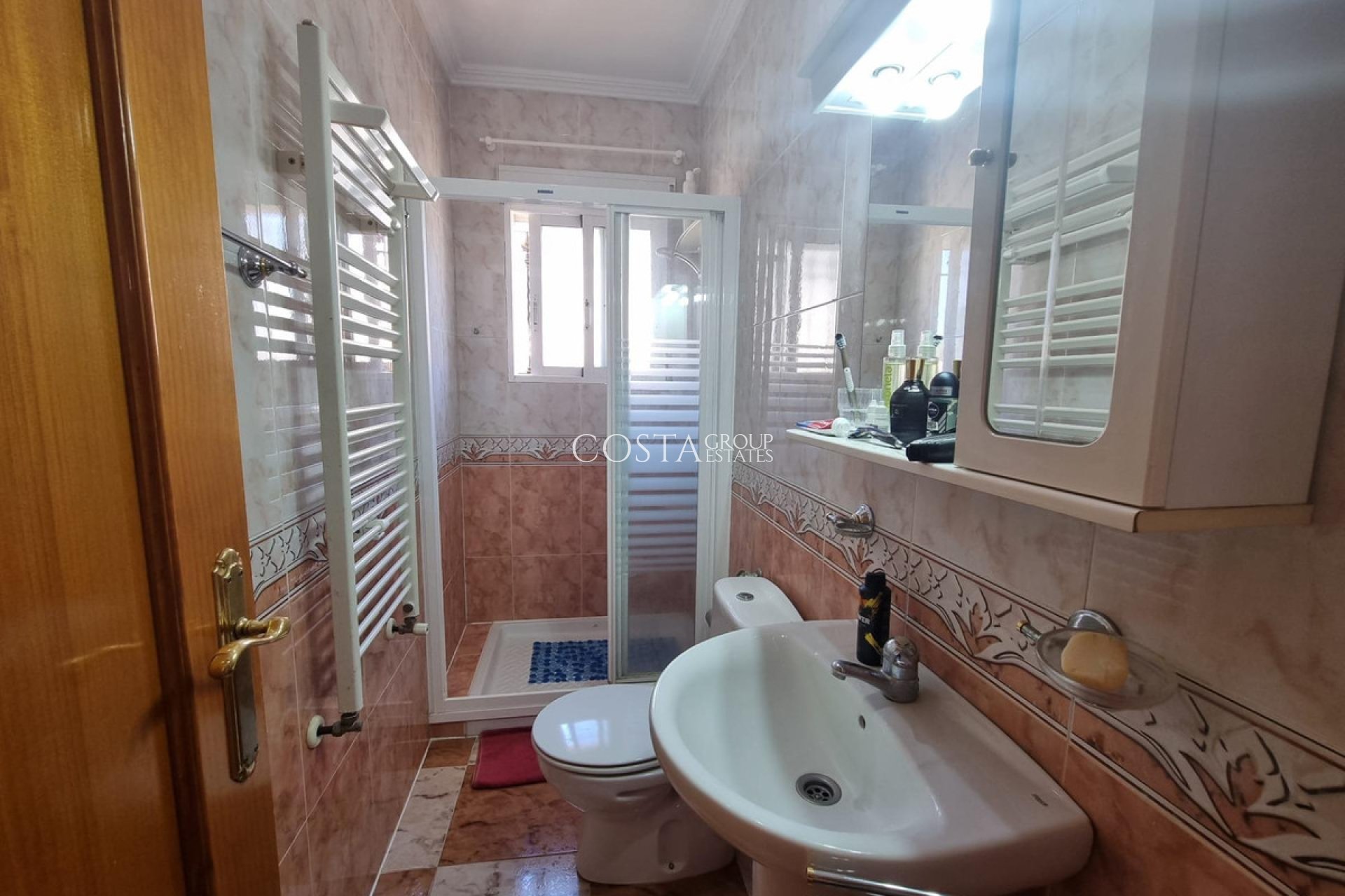 Resale - House -
Orihuela - Orihuela Costa