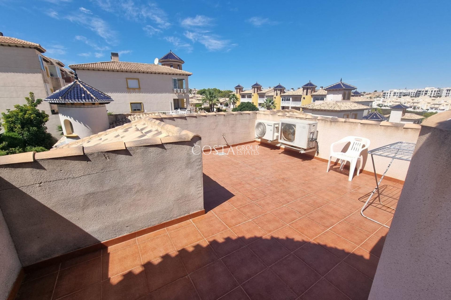 Resale - House -
Orihuela - Orihuela Costa