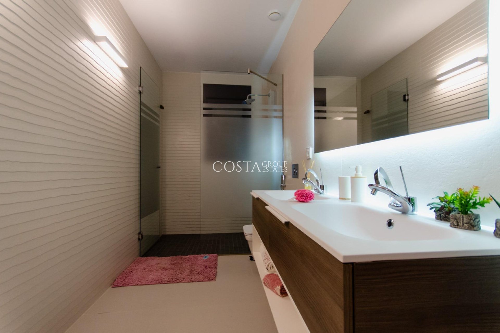 Resale - House -
Orihuela - Orihuela Costa