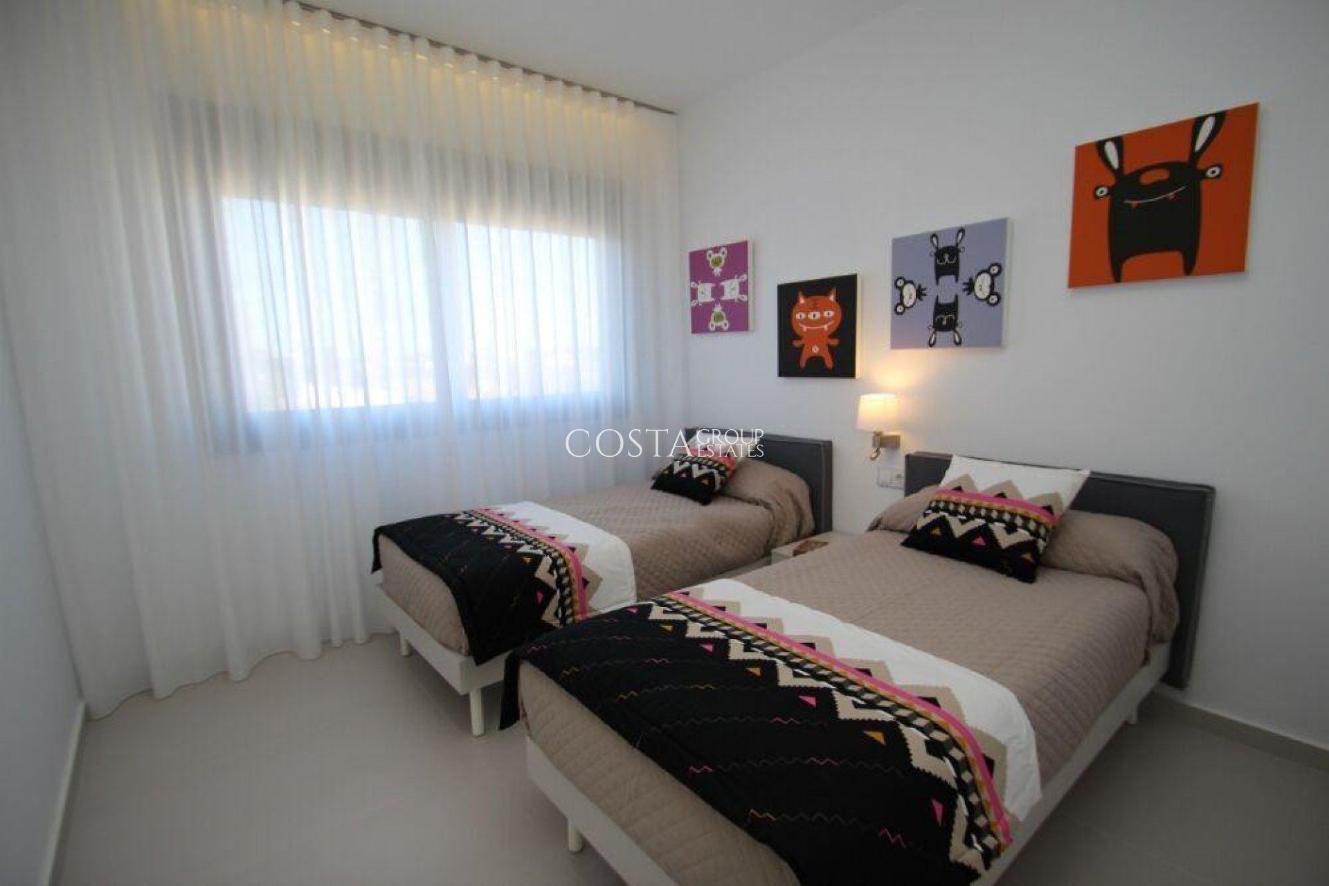 Resale - House -
Orihuela - Orihuela Costa