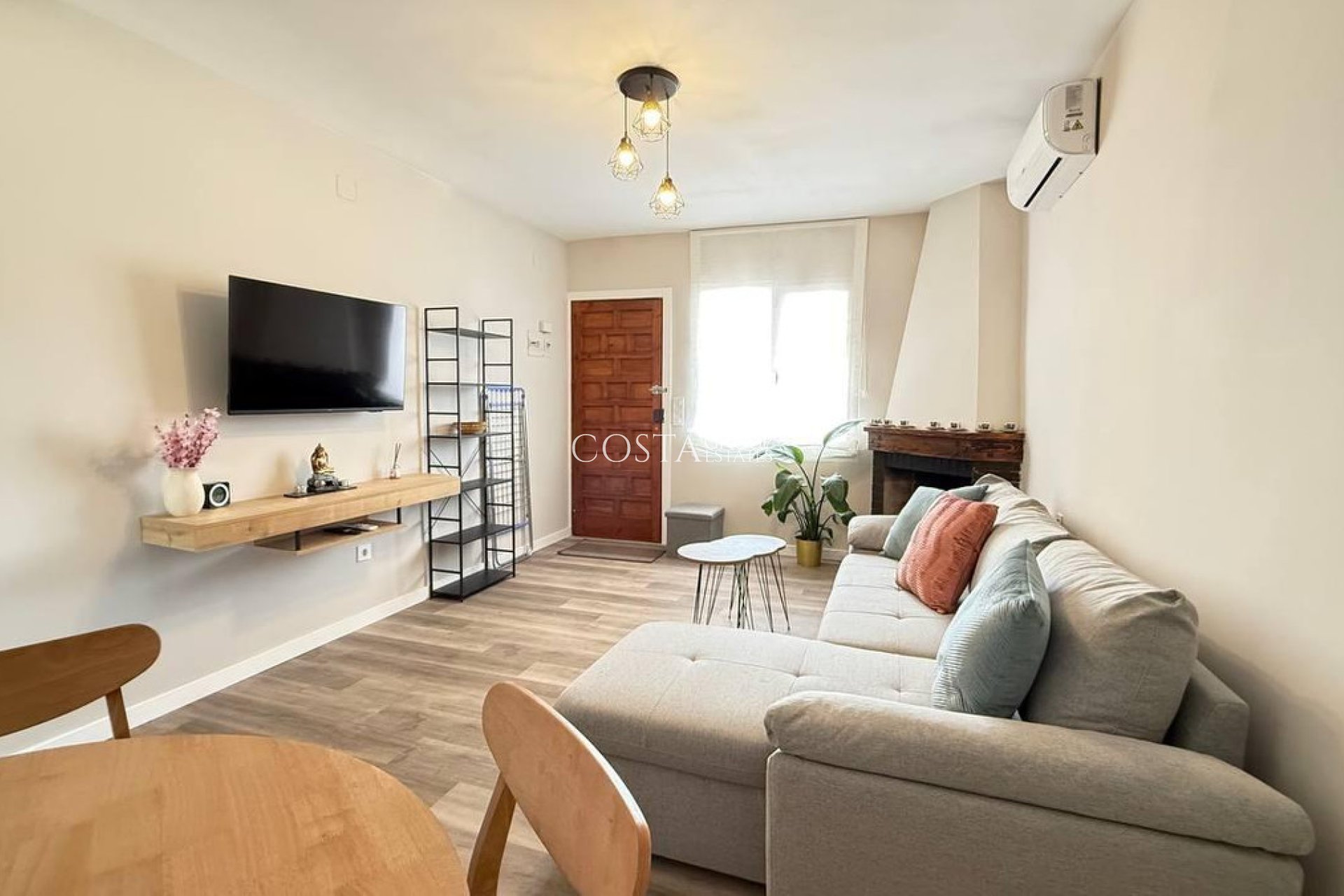 Resale - House -
Orihuela - Orihuela Costa