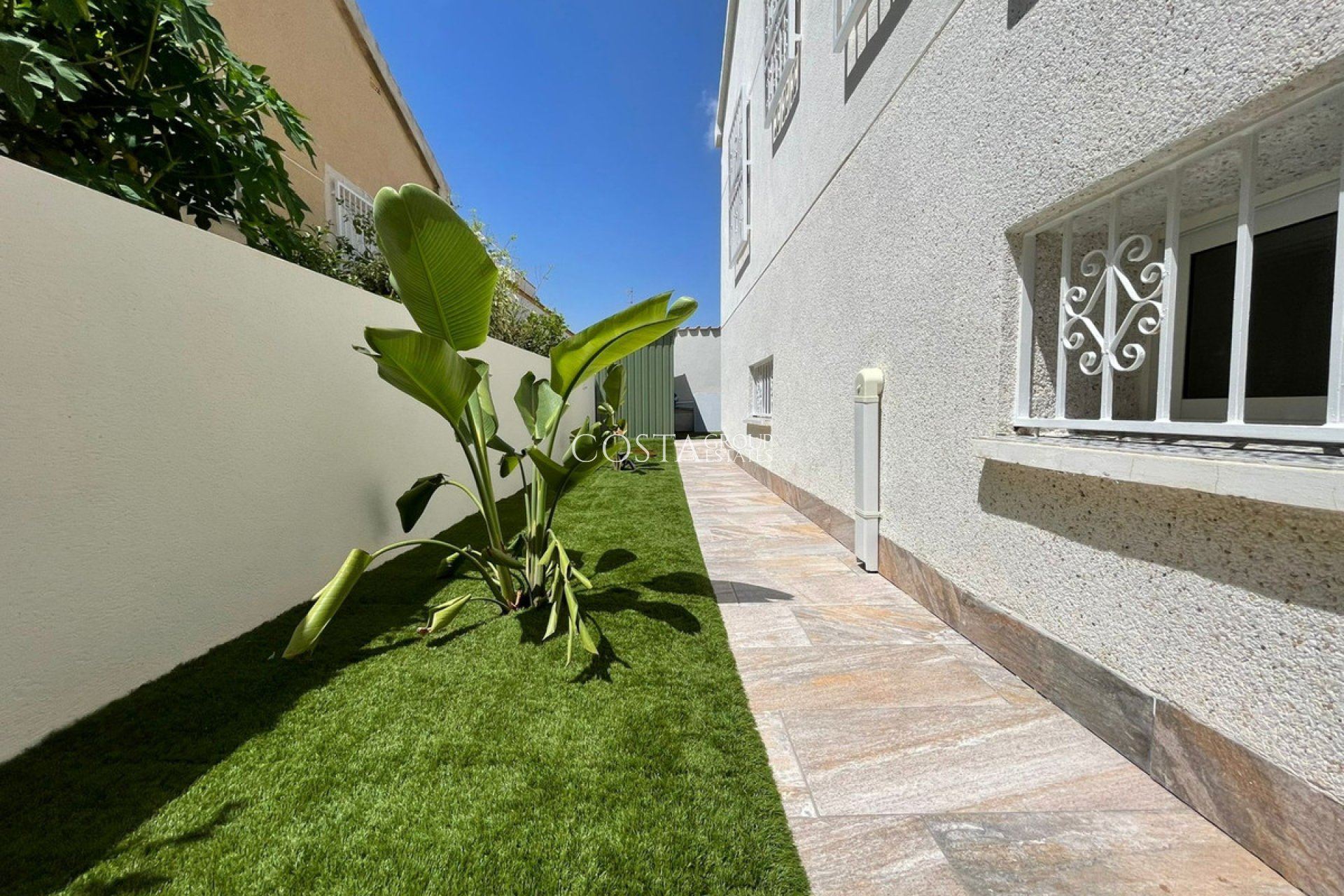 Resale - House -
Orihuela - Orihuela Costa