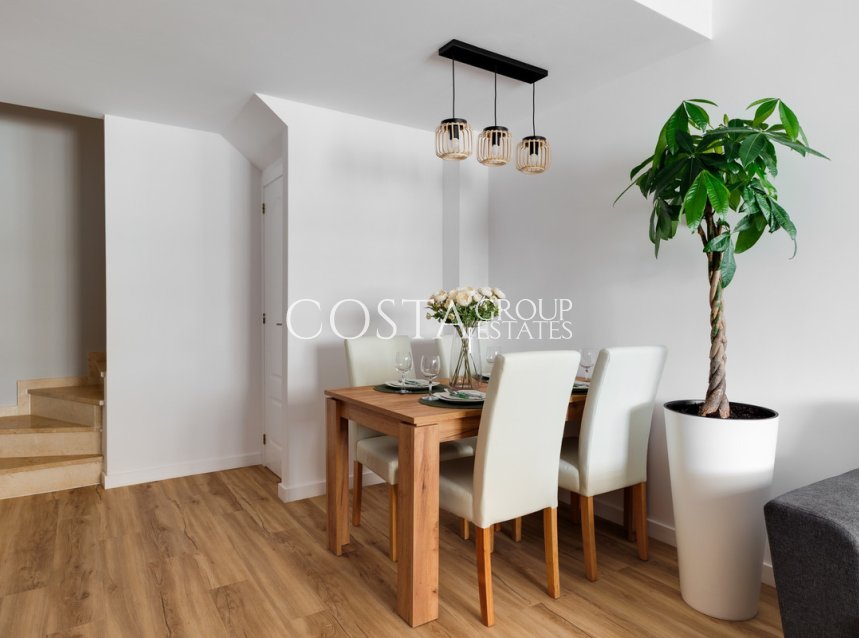 Resale - House -
Orihuela - Orihuela Costa