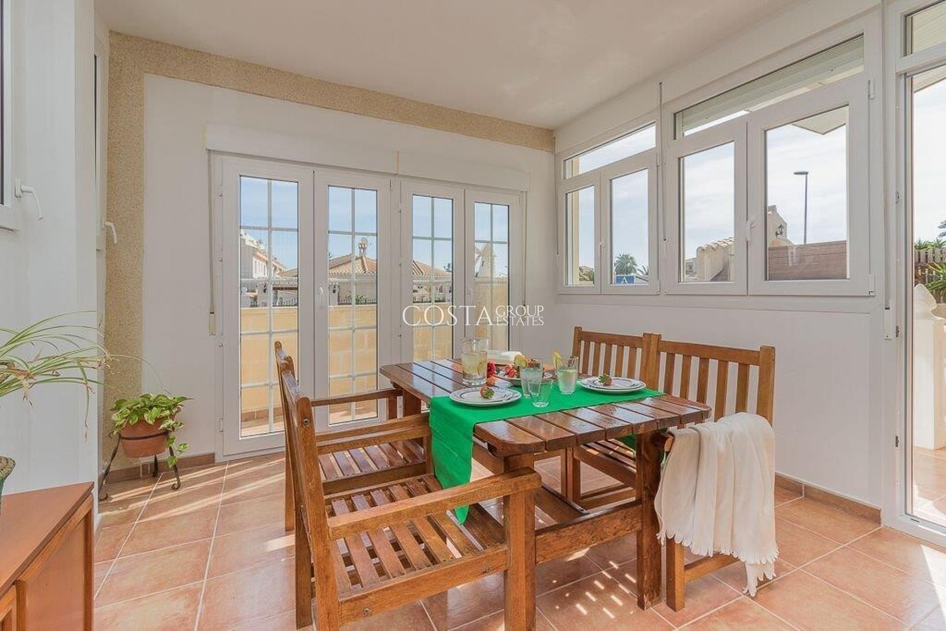 Resale - House -
Orihuela - Orihuela Costa