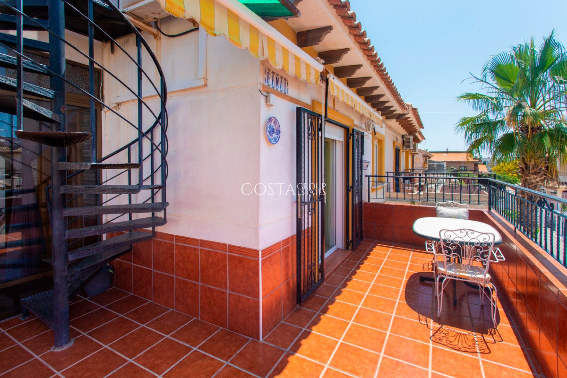 Resale - House -
Orihuela - Orihuela Costa