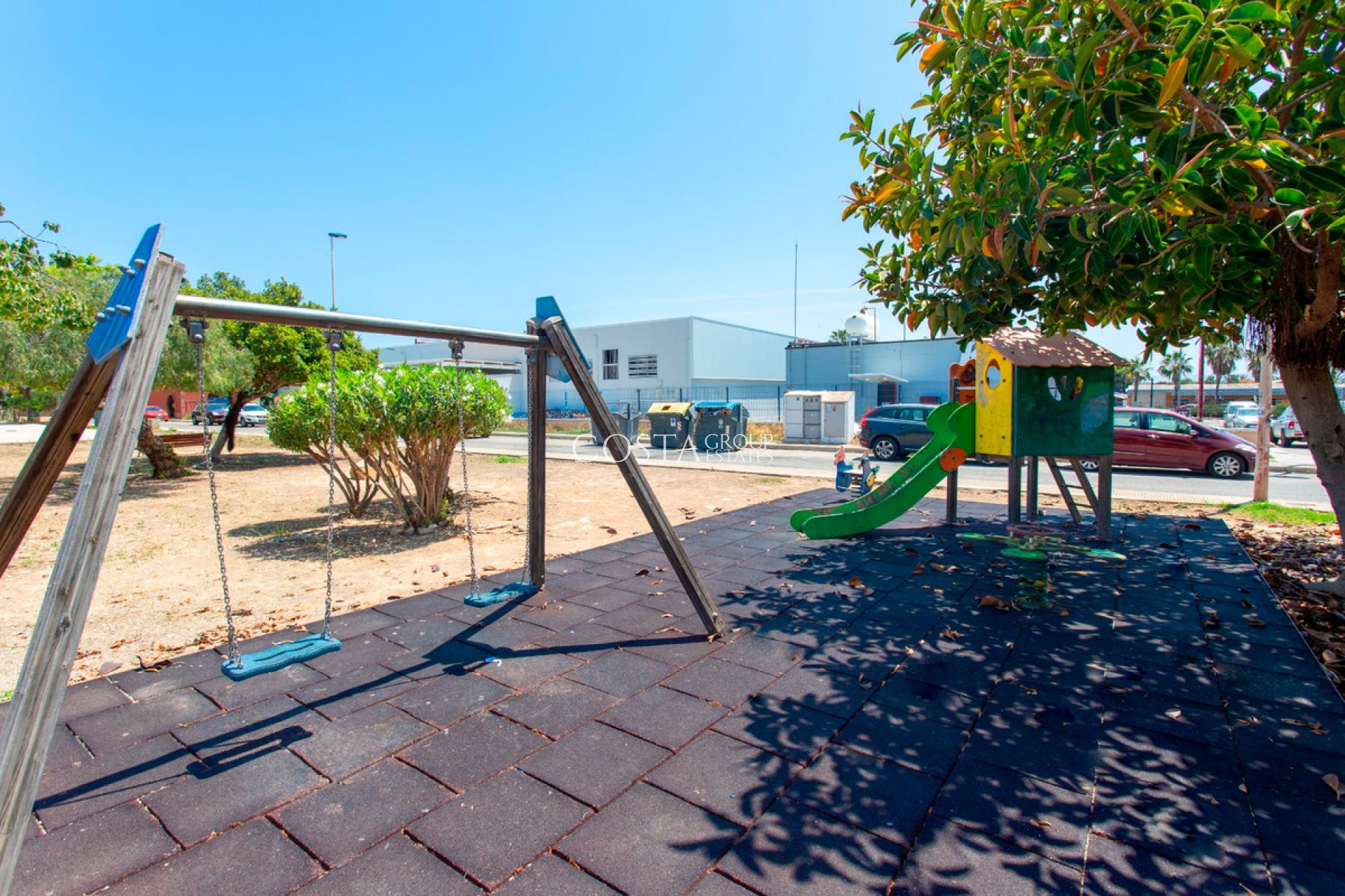 Resale - House -
Orihuela - Orihuela Costa