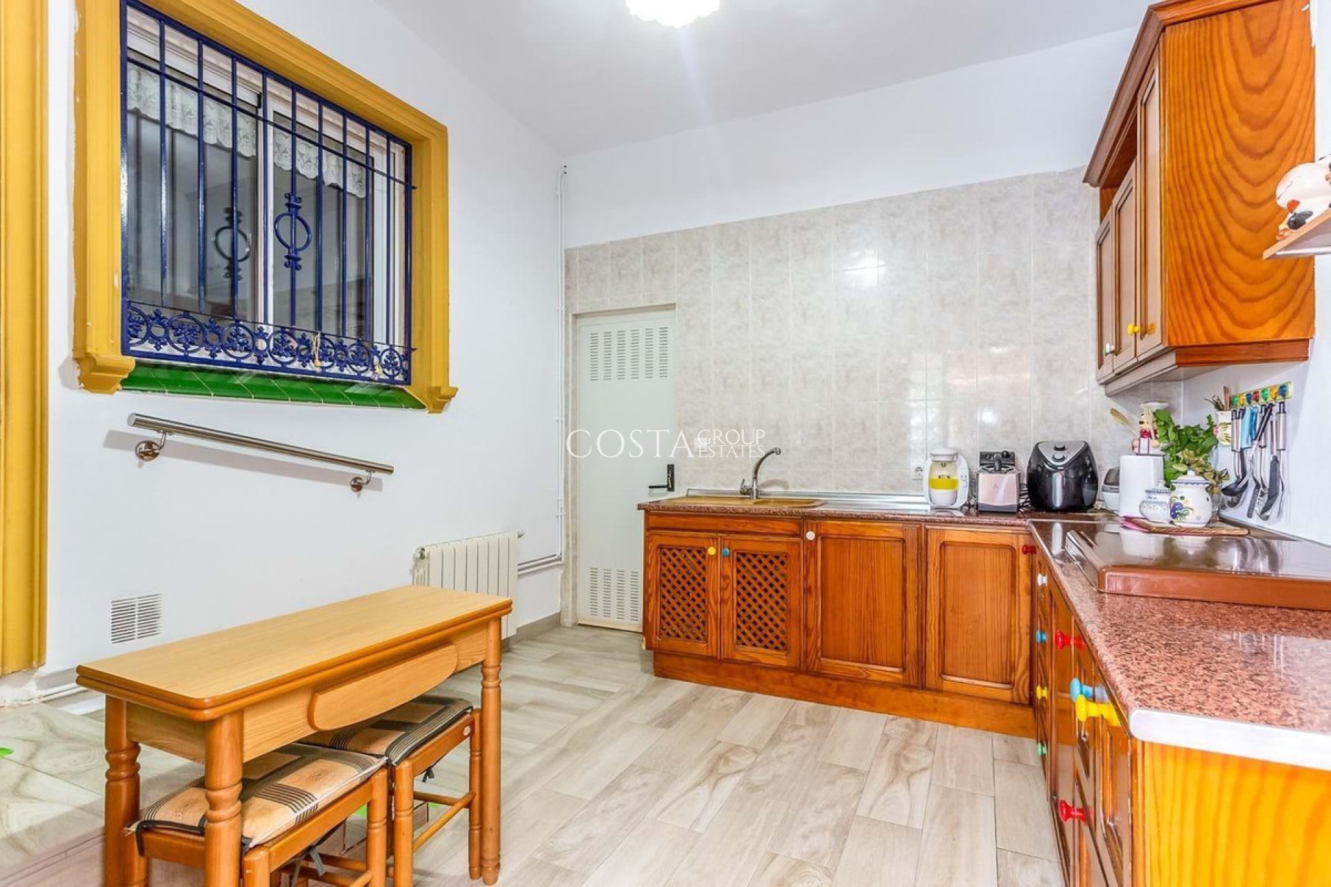 Resale - House -
Orihuela - Orihuela Costa