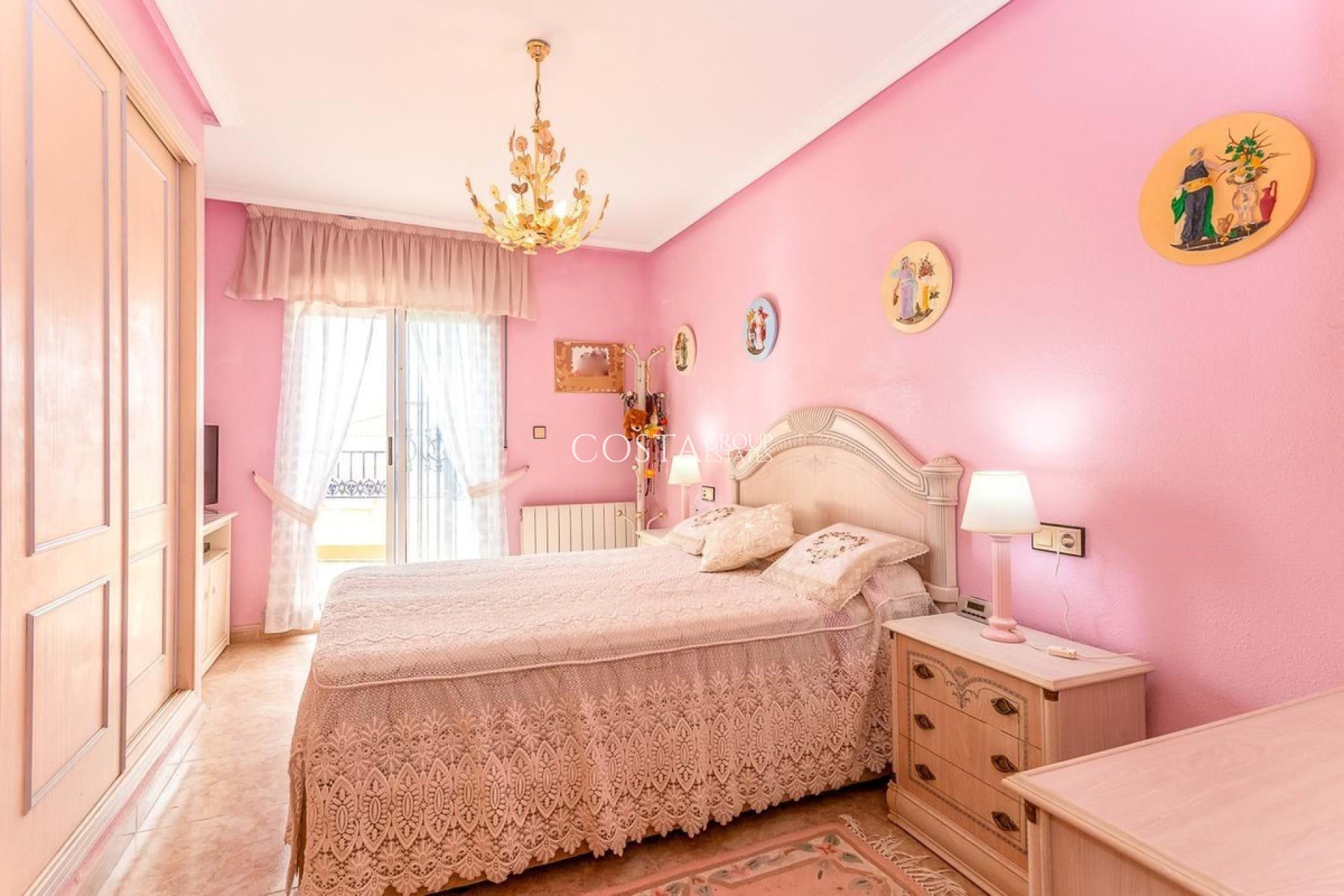 Resale - House -
Orihuela - Orihuela Costa