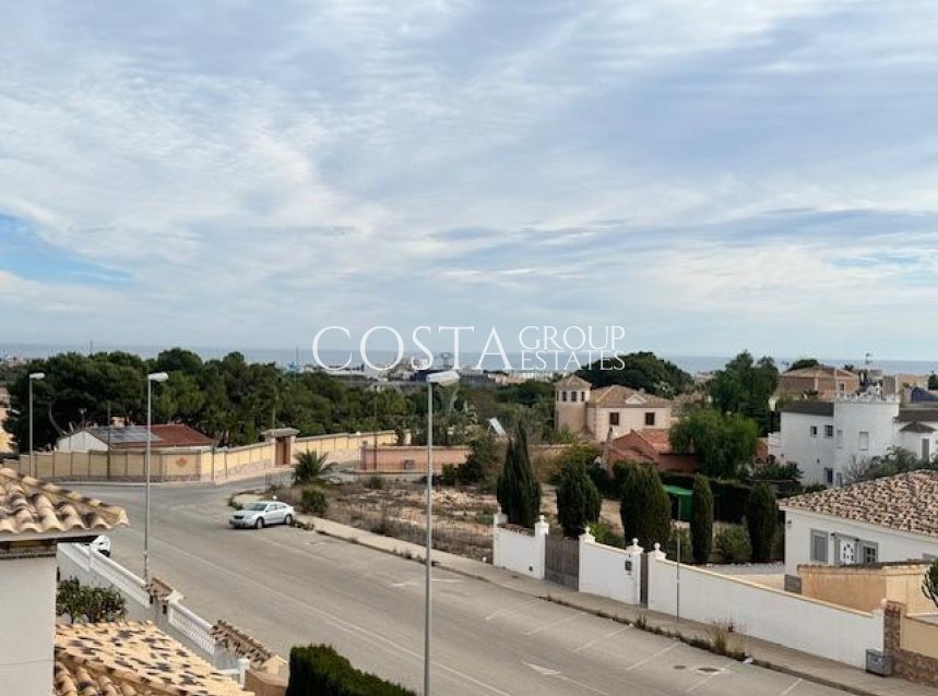 Resale - House -
Orihuela - Orihuela Costa
